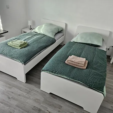 An Der Dorfeiche Apartment *
