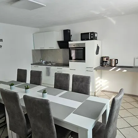 An Der Dorfeiche Apartment